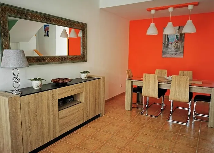 Cosy Duplex In With Wifi Hébergement de vacances *